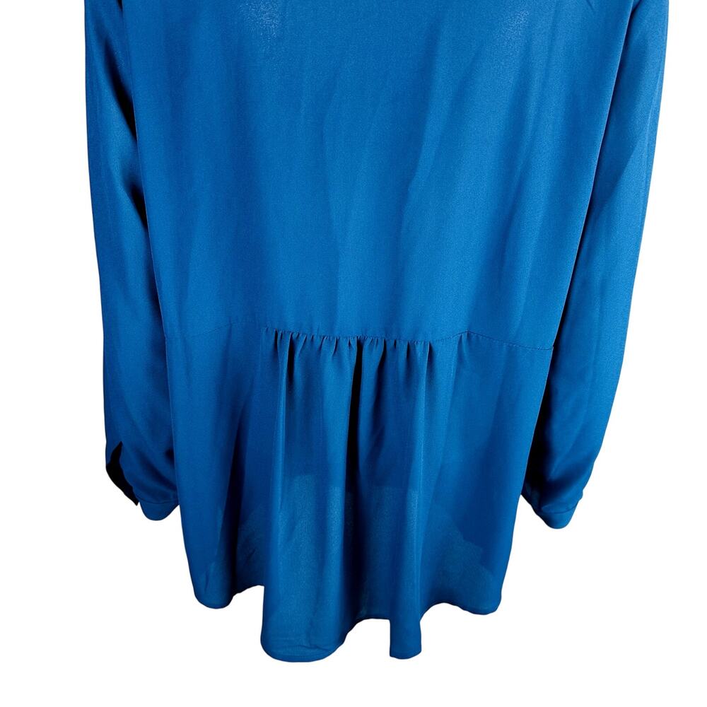 Joan Rivers Womans Sz Medium Blouse Long Sleeve Button Texture Tunic Blue Green - Picture 7 of 7